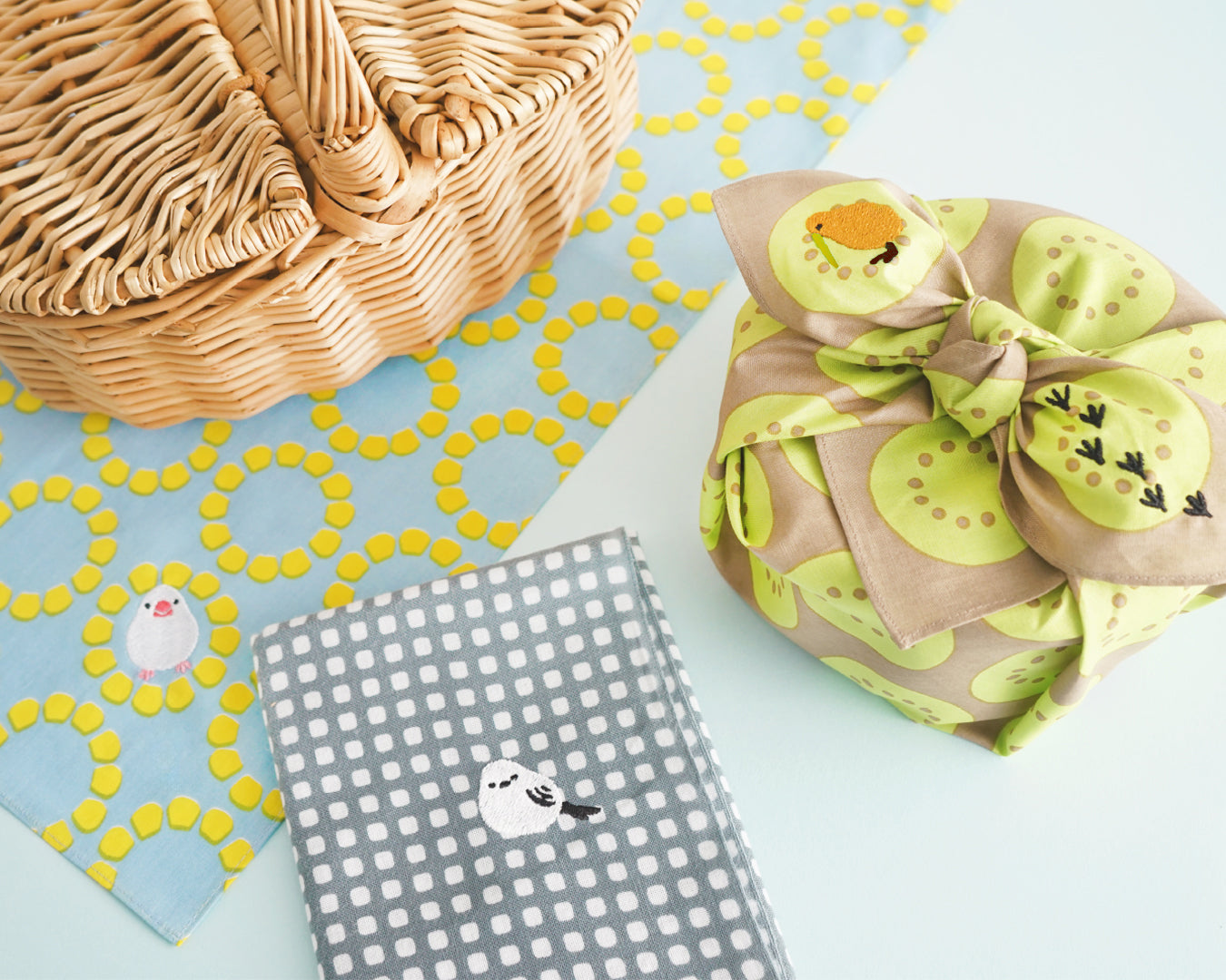 刺繍サービス5月の新作「鳥シリーズ」