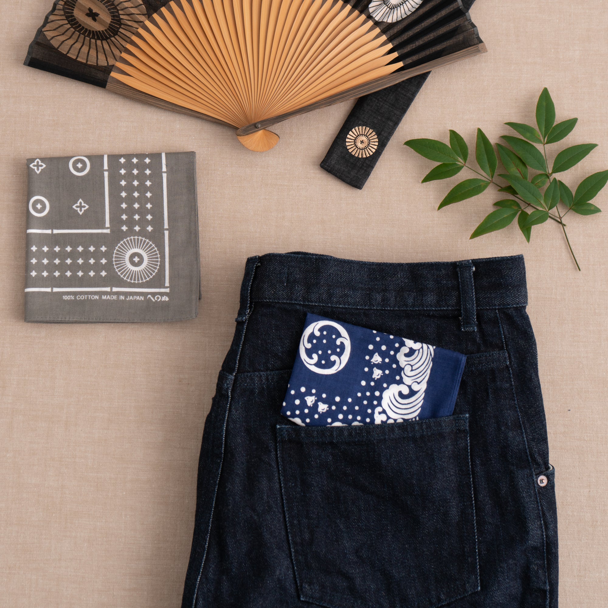 和もようのバンダナ 海文 搗色