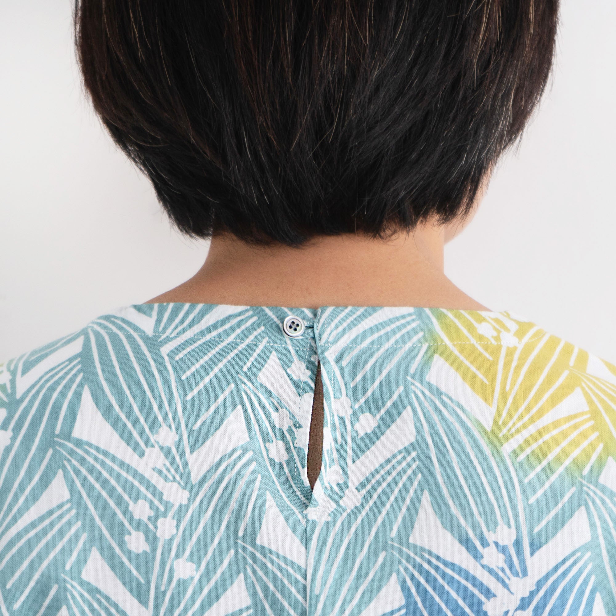 長袖かむり 雫すずらん 青ぼかし