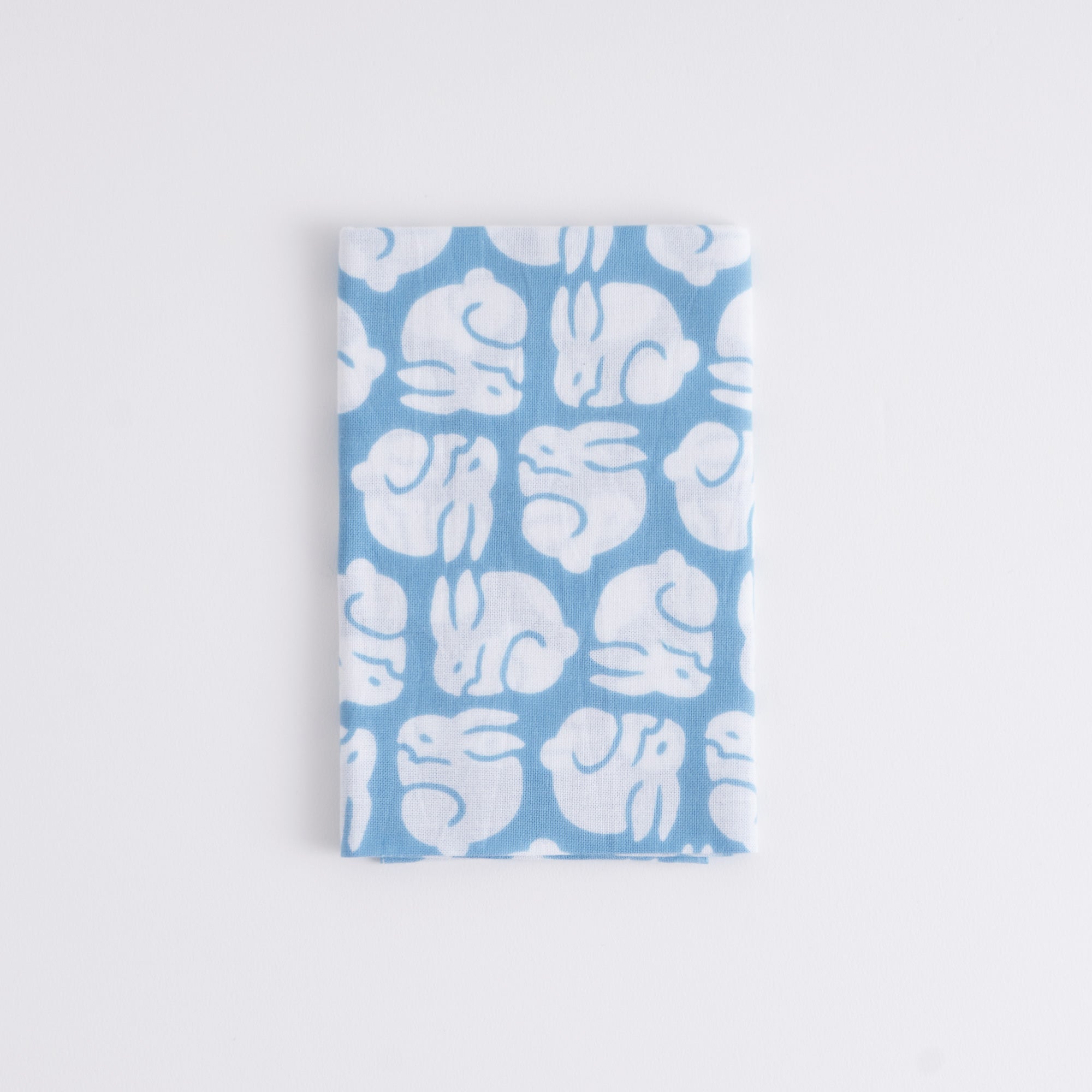 いきもの図譜てぬぐい えちごうさぎ 雪影色