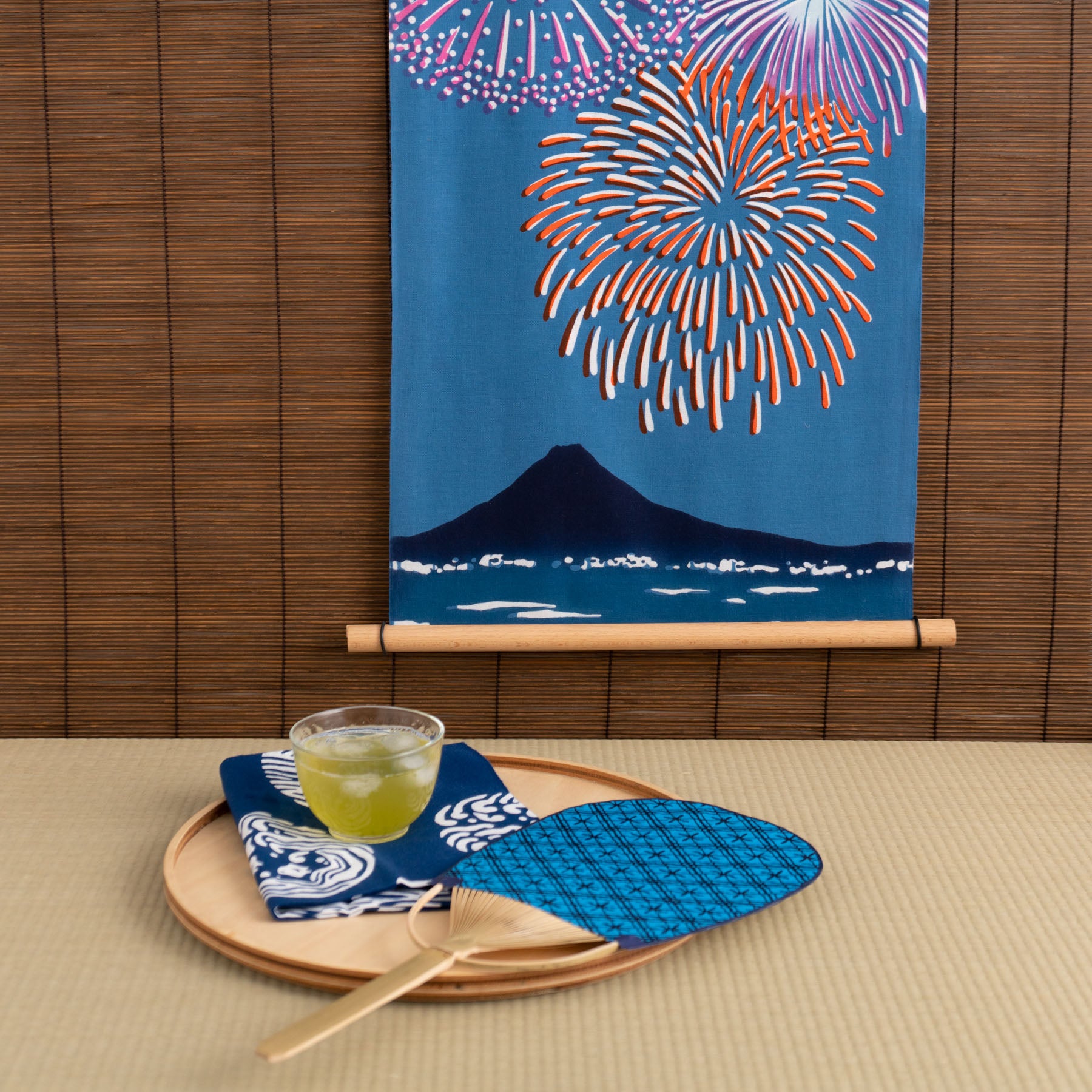 宵富士に花火