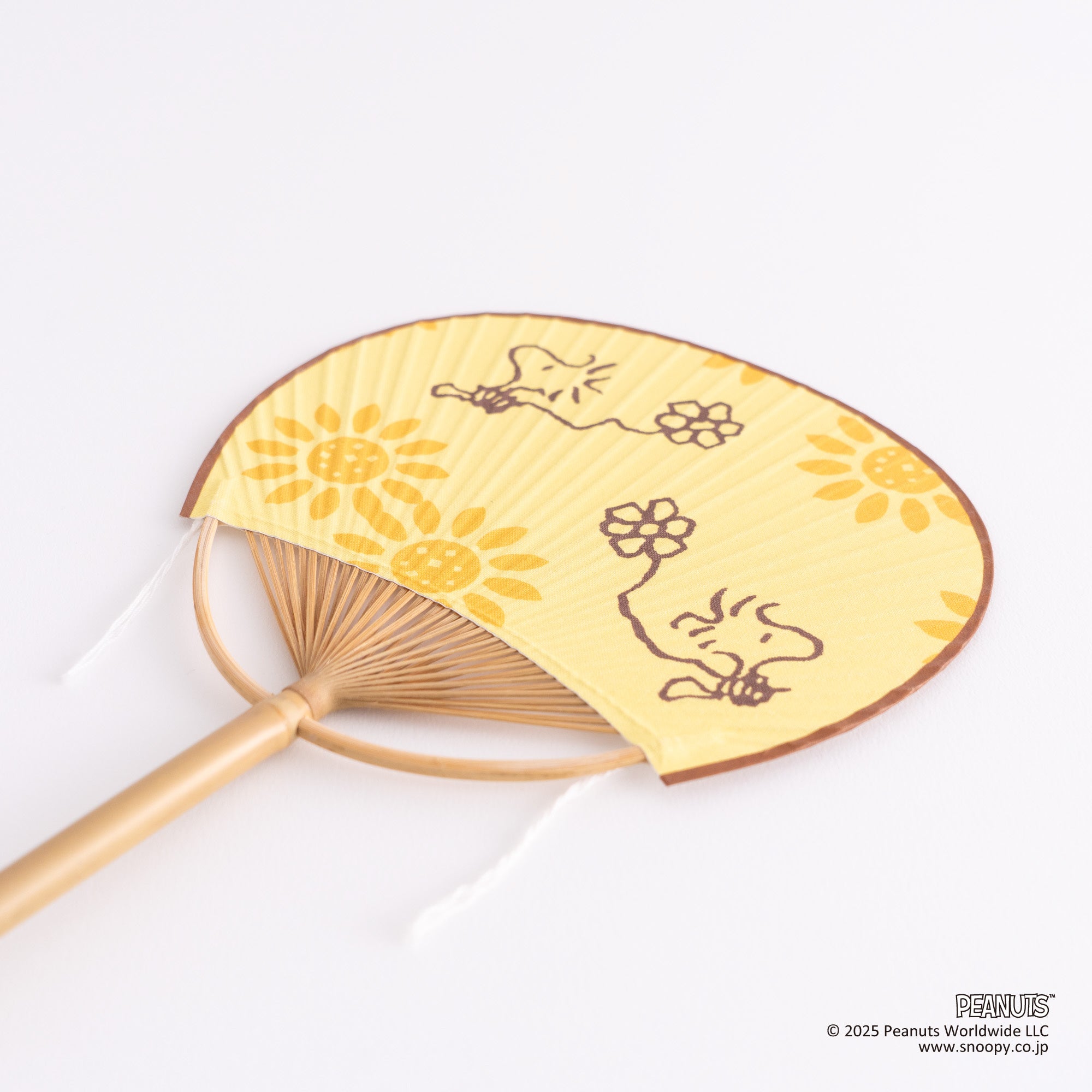 豆団扇 ひまわり畑のウッドストック