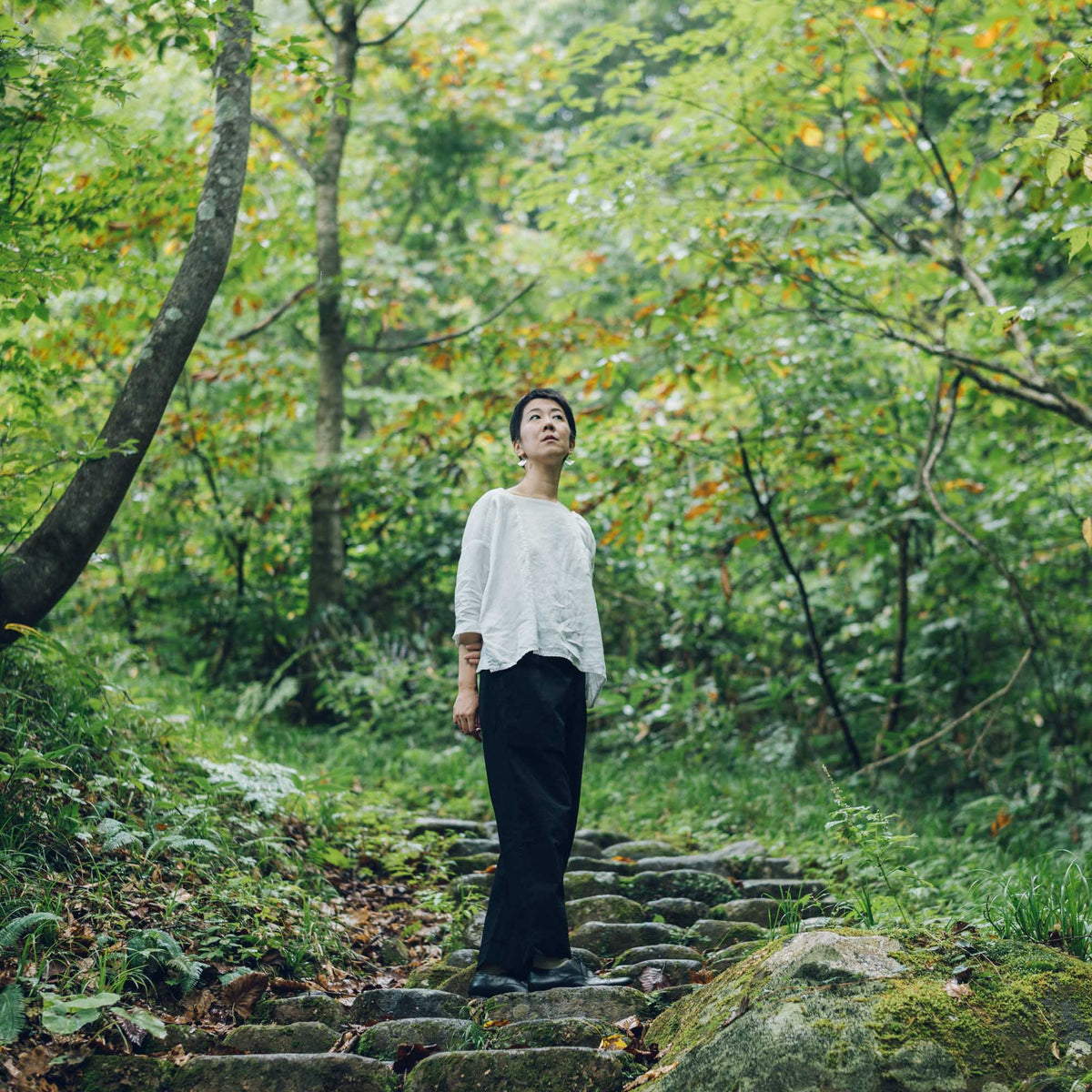 0-47_1200x1200_crop_center.jpg