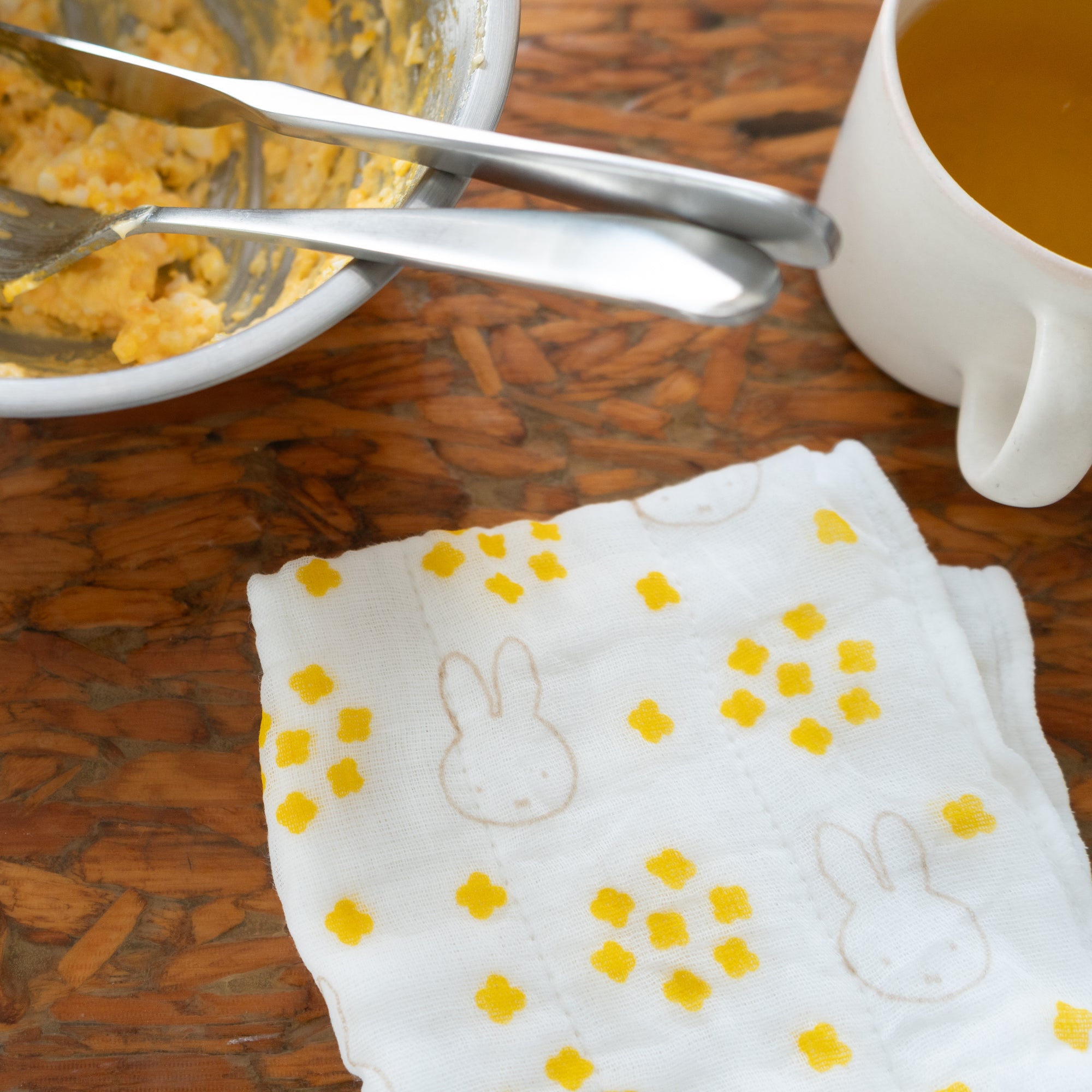 ミッフィーのかや生地ふきん お花　黄色