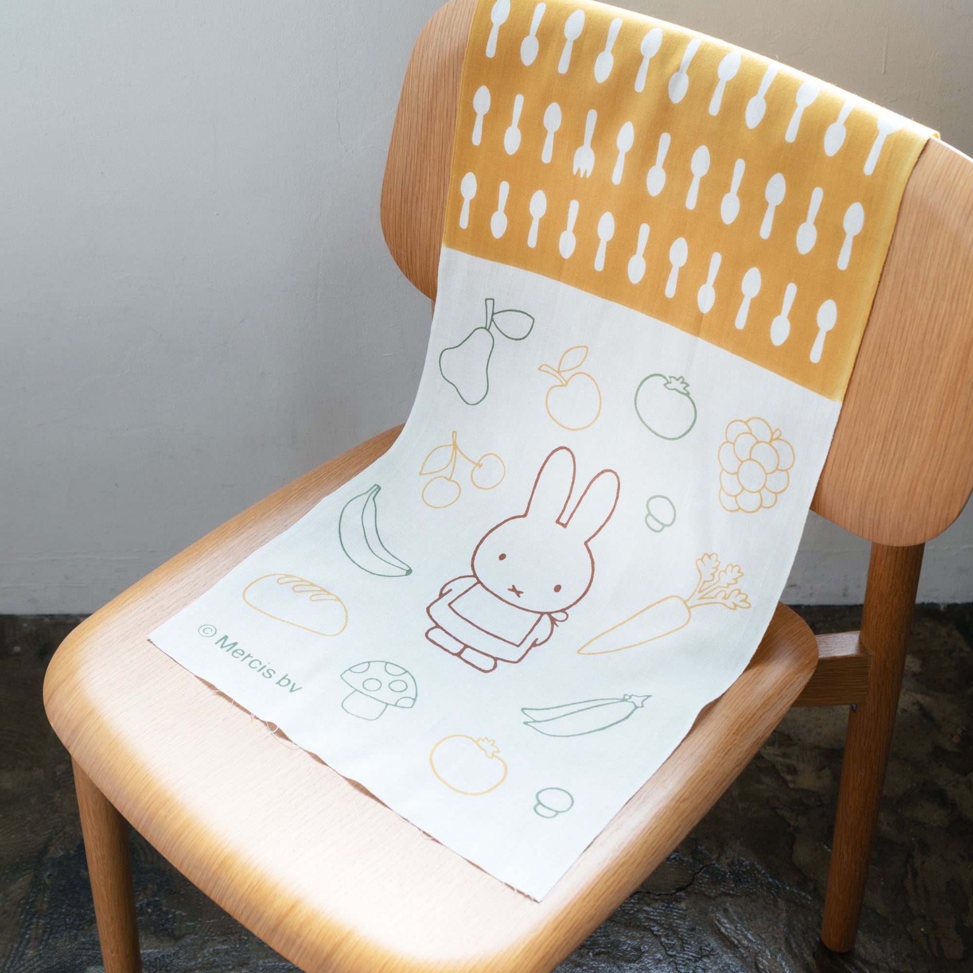 お食事ミッフィー