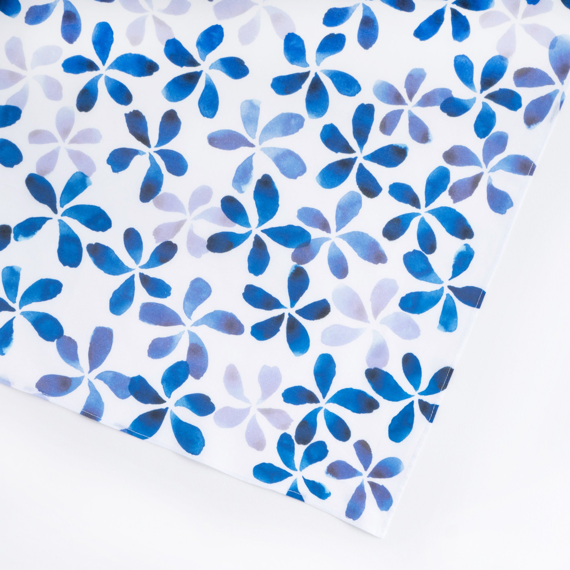 かまわぬの風呂敷 50 水彩 はな