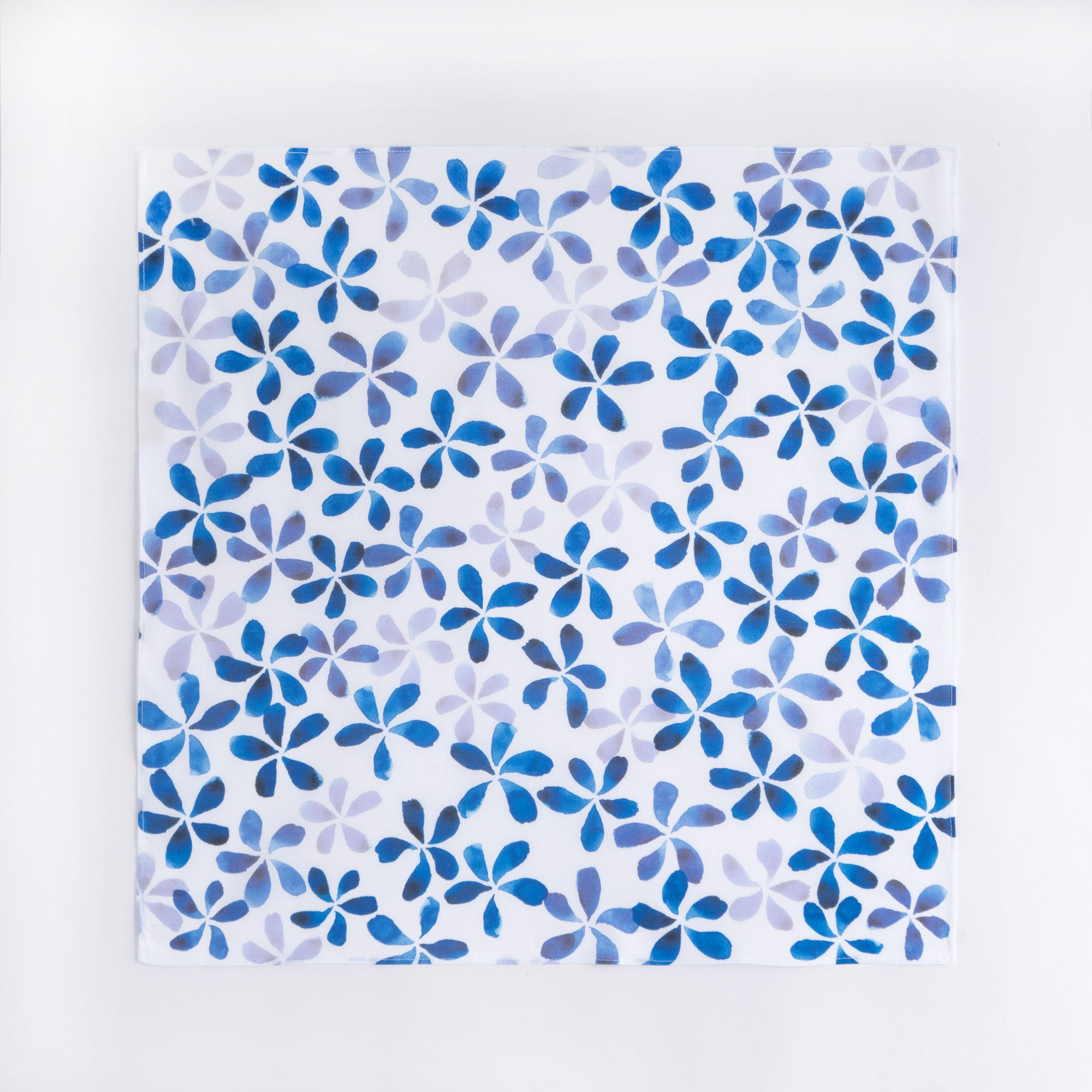 かまわぬの風呂敷 50 水彩 はな