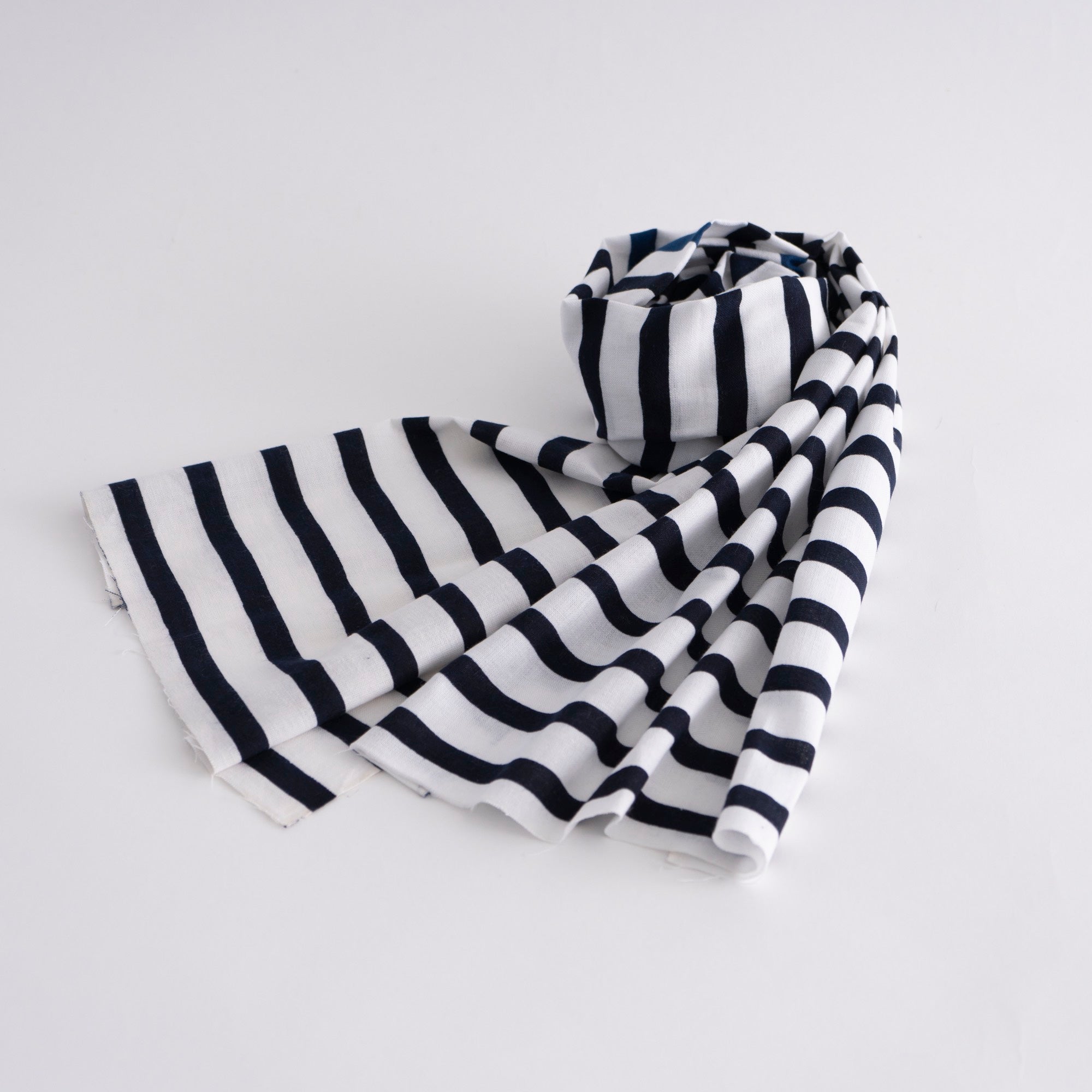 SCARF Stripes White