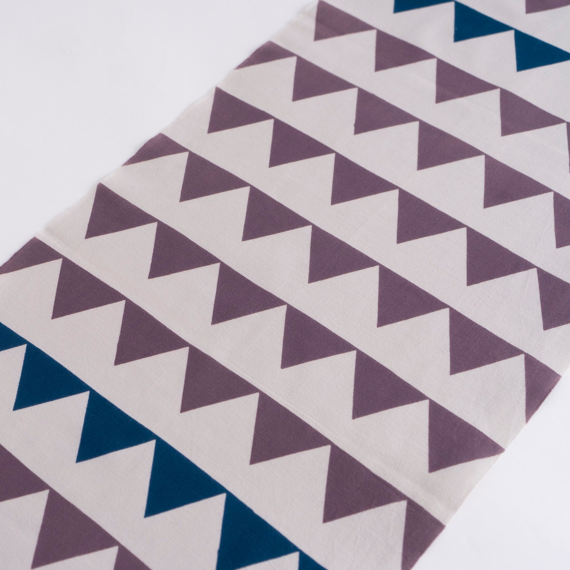 SCARF Triangle Plum